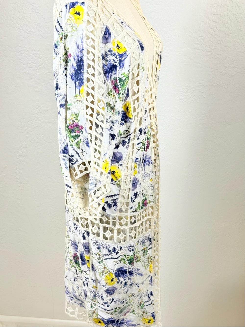 NWOT STUNNING Rachel Rachel Roy Floral Crochet Lace Duster Kimono Beach Cover Up